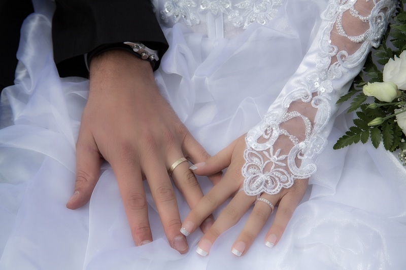 5K, wedding ring, married, wearing, event, finger, women, love, human hand, image of love, couple, body part, ring, group, couple - relationship, life events