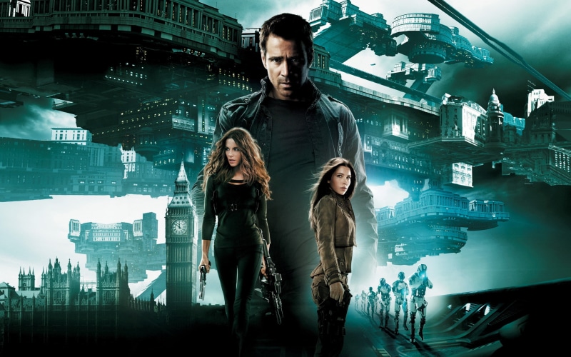 couple - relationship, building exterior, built structure, two, Kate Beckinsale, remember all, women, young adult, movie, real people, lifestyles, 2K