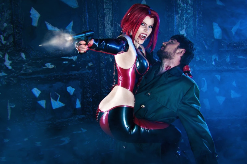 teeth, girl, the victim, latex, bite, red hair, BloodRayne, 1080P, cosplay, fangs, Dampier, gun, blood