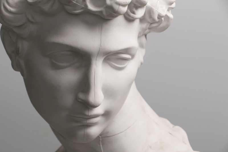 sculpture, representation, head, indoors, prototype, close-up, art and craft, female likeness, photography, greek, bust, cut out, plaster, craft, single object