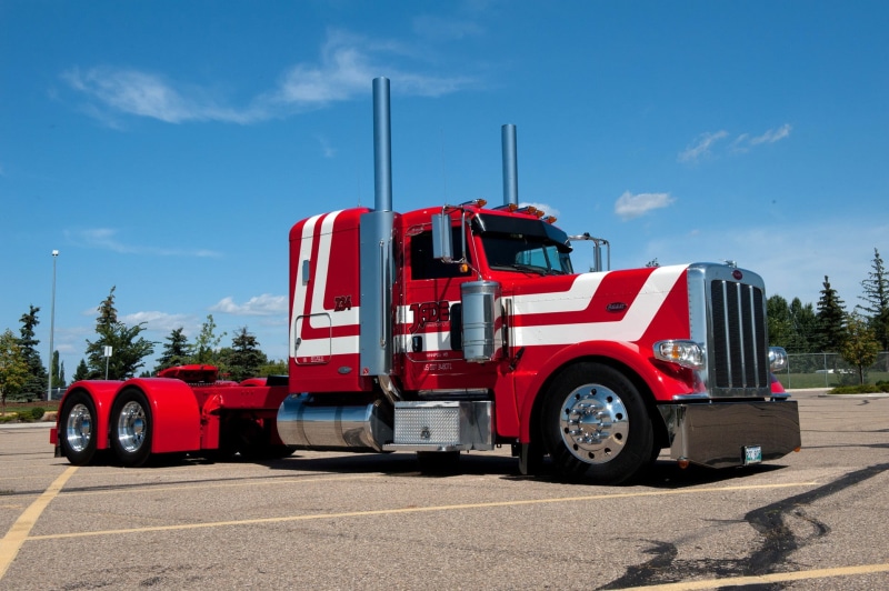 cloud - sky, no people, freight transportation, day, vehicle, unit, nature, business, white, tractor, transportation, 720P, Peterbilt, commercial land vehicle