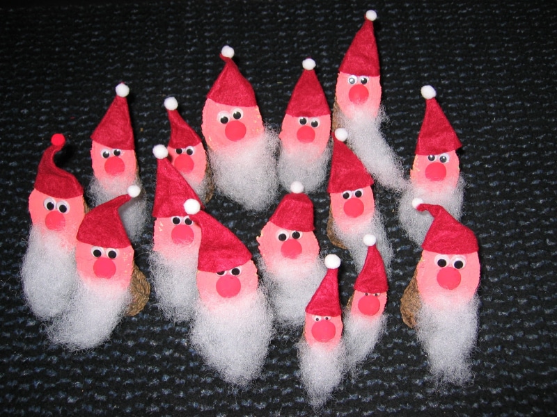 do it yourself, bart, toy, black background, handicraft, Imp, Family, still life, indoors, male likeness, red, no people, santa clauses, representation