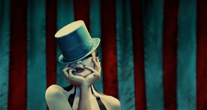 performance, human body part, microphone, hat, indoors, representation, figurine, American Horror Story, art and craft, human face, 1080P, creativity