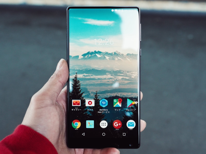one person, mix, smartphone, screen saver, wireless technology, person, android, water, outdoors, control, technology, holding phone, mobile, 4K, black
