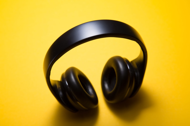 gold colored, studio shot, pill, background, wireless, medicine, colored background, cordless, color, colorful, bluetooth, headphones, level, indoors, close-up