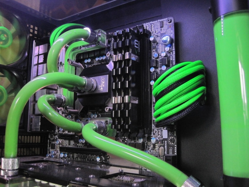 green, technology, complexity, wireless technology, black, green color, computer, motherboard, computer cable, science, router, indoors, computer network