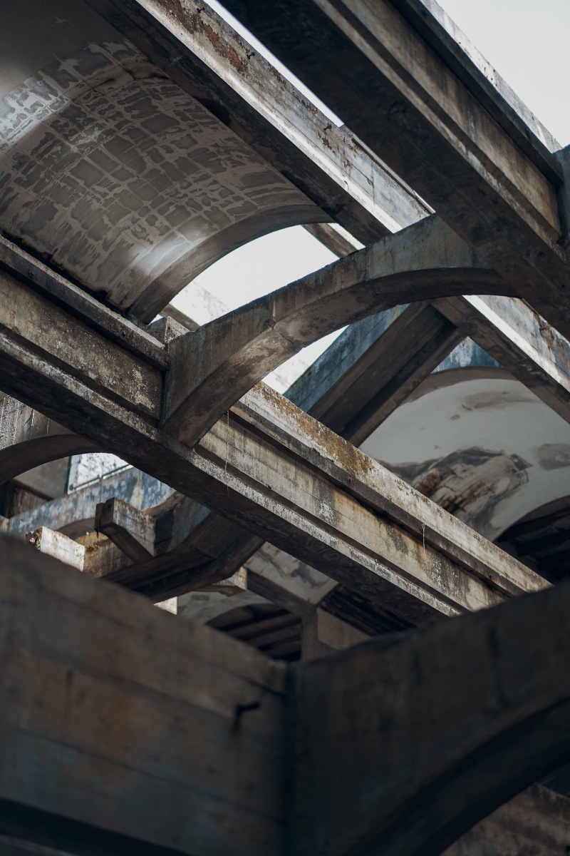 5K, brutalist, roof, ruined, desolate, ceiling, aging, glasgow, wood - material, way, skylight, scotland, bridge, day, decay, building, the past, connection