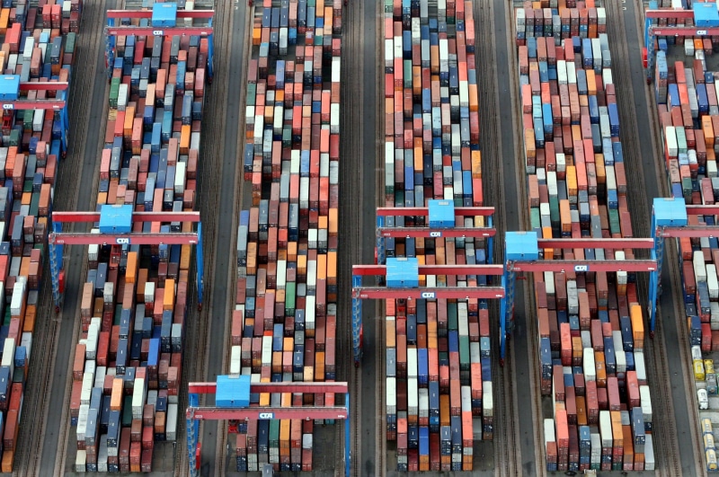 backgrounds, vehicles, pattern, business, no people, cranes (machine), freight transportation, ports, road, full frame, cargo container, stack, abundance
