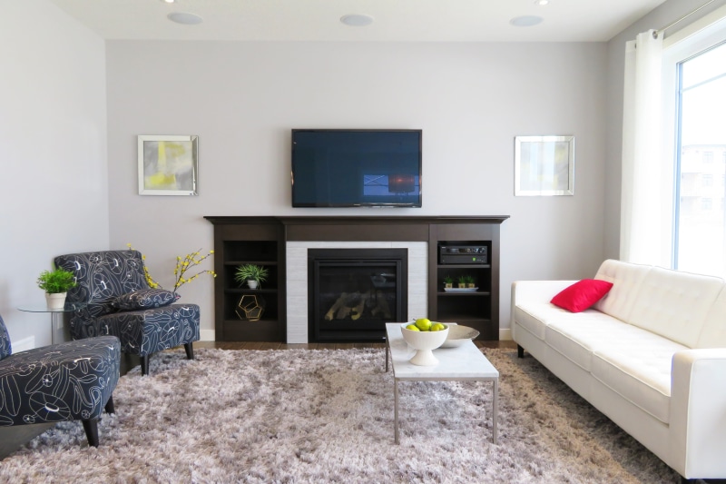 living, 4K, day, absence, coffee table, no people, tV, couch, interior, modern, sofa, lifestyles, electric lamp, television set, technology, white color
