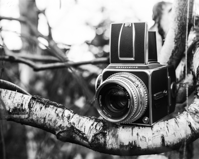 camera - photographic equipment, lens, film, photographic equipment, photography, equipment, viewfinder, technology, day, outdoors, lens - optical instrument