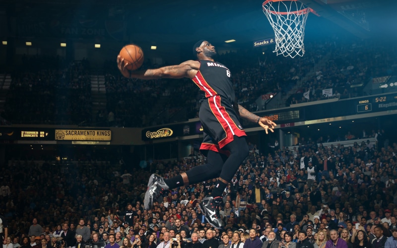 full length, people, basketball - ball, real people, basketball - sport, skill, jumping, dunk, lebron, basketball, sports, competition, james, performance