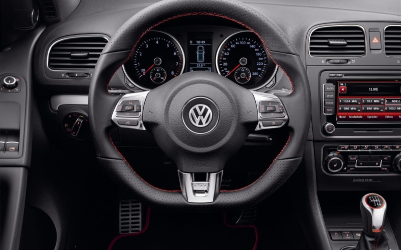 wheel, silver colored, air vehicle, 1080P, no people, control panel, luxury, push button, control, indoors, black, speedometer, mode of transportation
