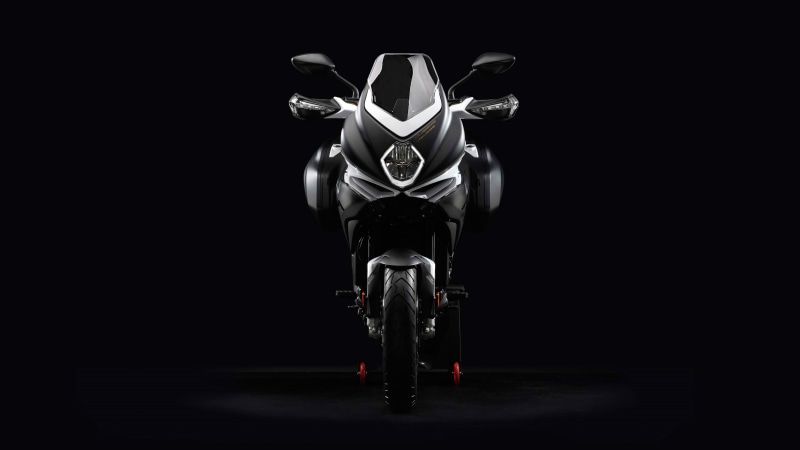 lifestyles, full length, front view, Veloce, transportation, silver colored, indoors, sport, Turismo, activity, copy space, land vehicle, one person, Agusta