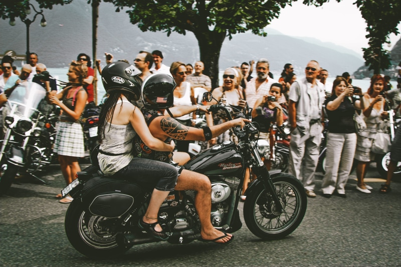 leisure activity, adult, expensive, tire, 4K, motorbike, lifestyle, people, driving, motorcyclist, ride, depth of field, street, mode of transportation