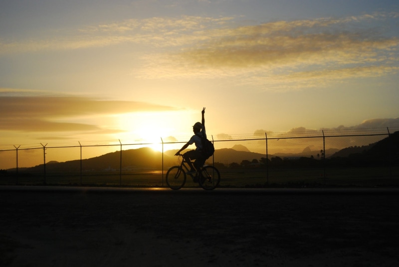 1080P, action, lifestyles, dawn, sport, lifestyle, men, view, evening, bike, outdoor, real people, leisure, outdoors, riding, bicycle, ride, sky, cyclist