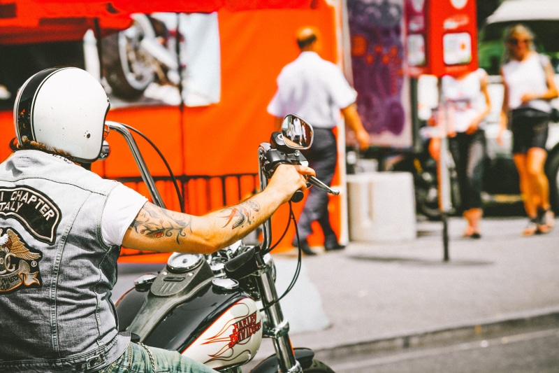 guy, chopper, ride, incidental people, young adult, tattooed, speed, harley davidson, motorcyclist, sport, 4K, outdoors, transportation, rider, photo