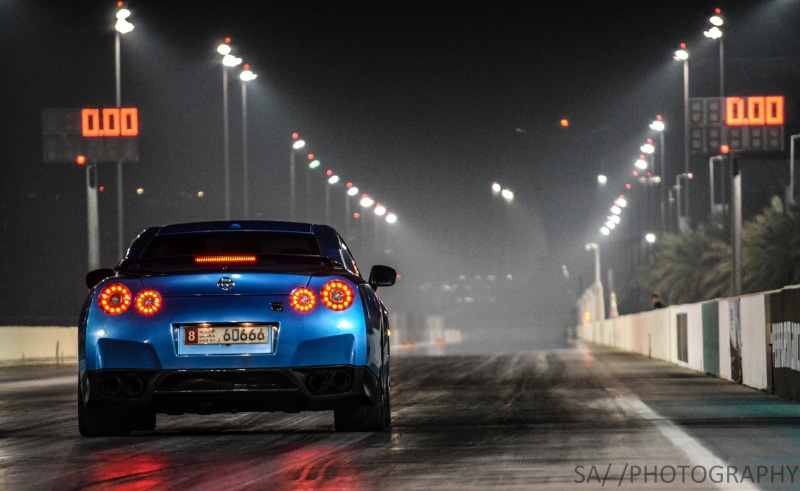 car, Nissan, headlight, on the move, sign, street light, lighting equipment, motor vehicle, architecture, night, mode of transportation, city, Nissan Skyline GT-R R35
