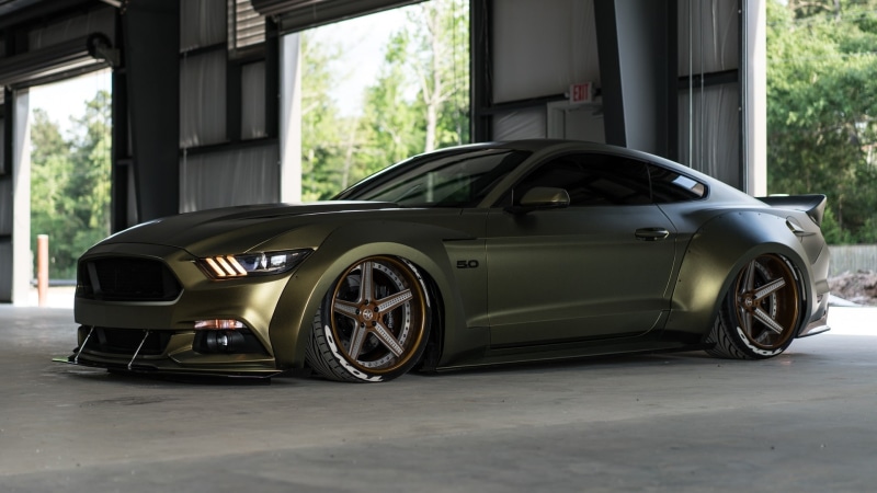 wheel, vintage, architecture, 1080P, desktop, built structure, mode of transportation, luxury, vintage car, no people, wealth, outdoors, window, car, mustang widebody