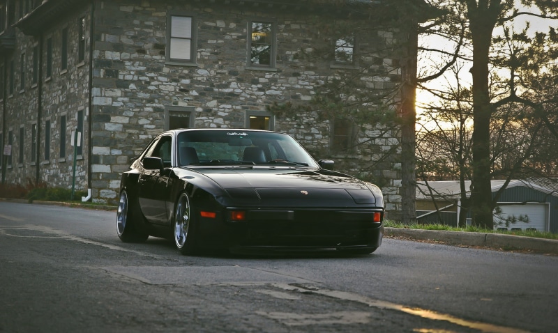 shock Absorber, land Vehicle, city, compact Car, stationary, driving, 1080P, parking Lot, window, black, speed, urban Scene, grille, 944, street, engine
