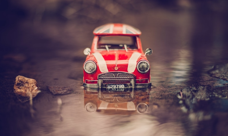 speed, motion, travel, outdoors, nature, toy car, rickshaw, small, reflection, Mini Cooper, car, toys, motor vehicle, day, transportation, rain, 5K, red