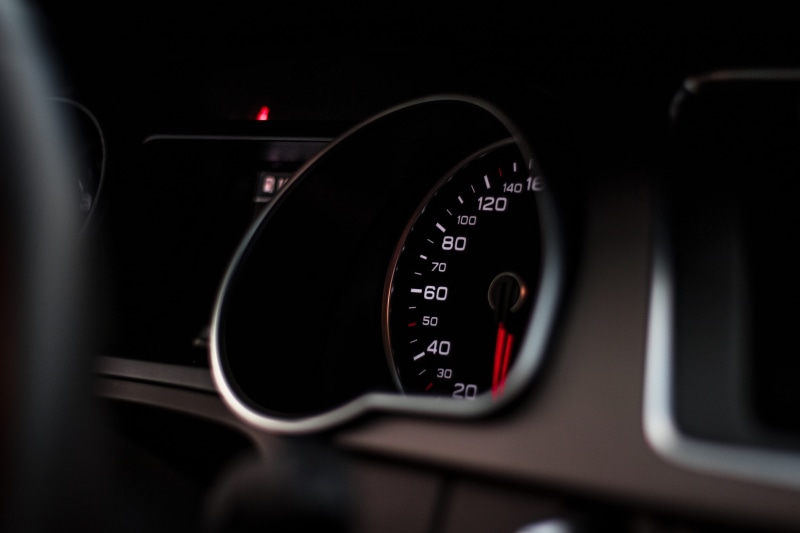 5K, vehicle, indoors, mode of transportation, transportation, speedo, steering wheel, dashboards, dashboard, selective focus, pkw, auto detail, luxury