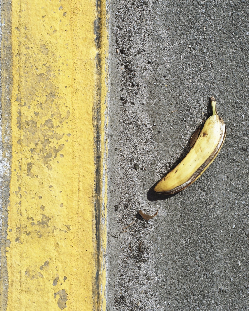 healthy eating, day, gray, road, transportation, concrete, ripe, 1080P, banana, asphalt, outside, high angle view, yellow, food and drink, careless, daytime