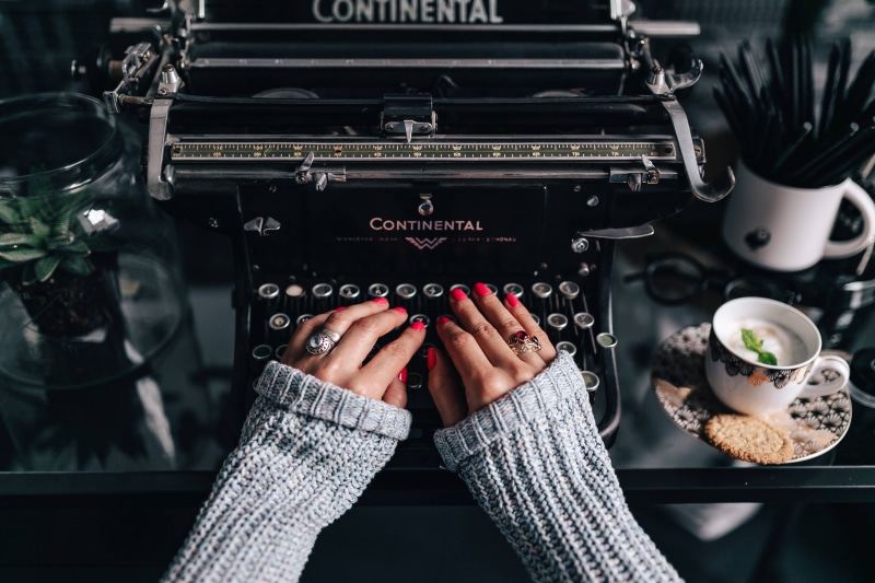 hand, people, 4K, holding, nail polish, real people, lifestyles, typing, technology, human body part, sitting, indoors, Woman, pink nails, human Hand
