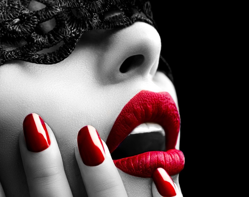 stunning, human body part, adult, fashion, women, Beautiful, beautiful woman, Woman, People, rednails, contrast, Face, close-up, redlips, one person, indoors