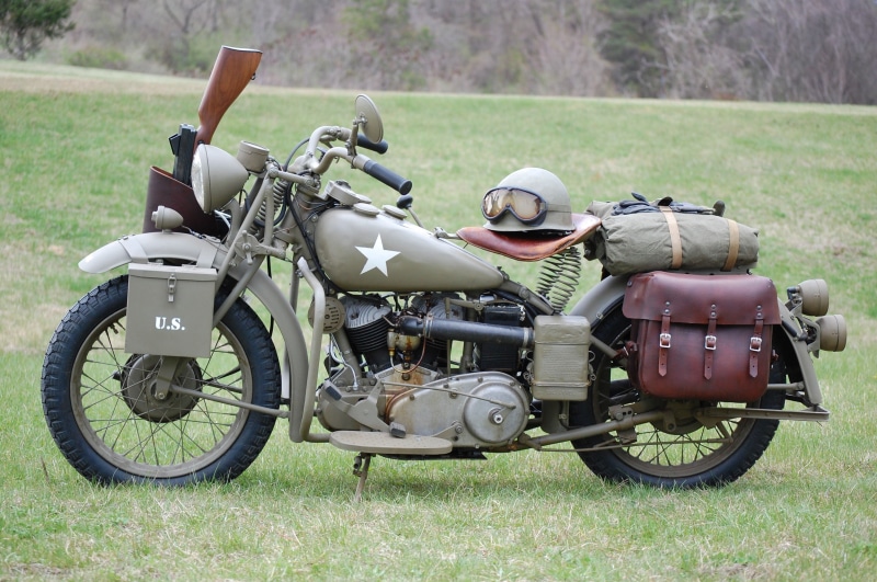 sport, cubic, soldiers, transportation, machine gun, engine, model, had, retro Styled, grass, gun, color, Harley-Davidson, armed forces, people, land, was
