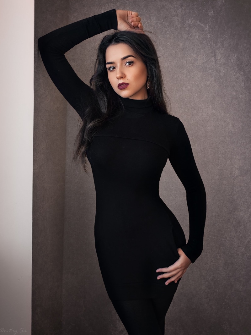 adult, elegance, young adult, looking at viewer, beautiful people, looking at camera, arms up, fashion, model, bodysuit, beauty, one person, s, wavy hair