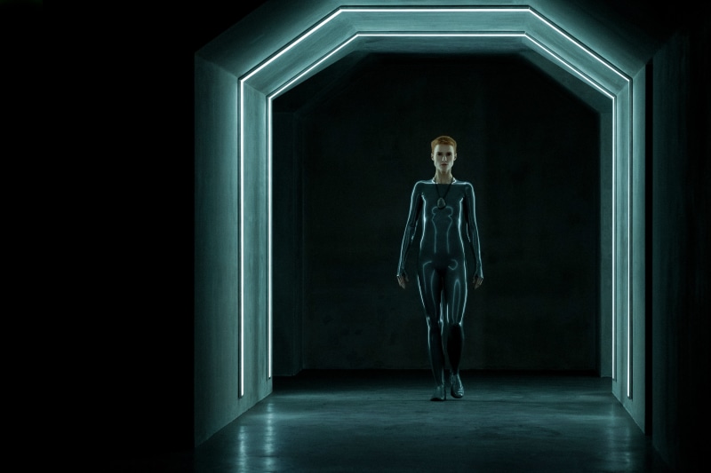 hallway, Mother, HBO, Amanda Collin, lights, latex bodysuit, reflection, bodysuit, TV Series, dark, latex, necklace, 4K, Raised by Wolves