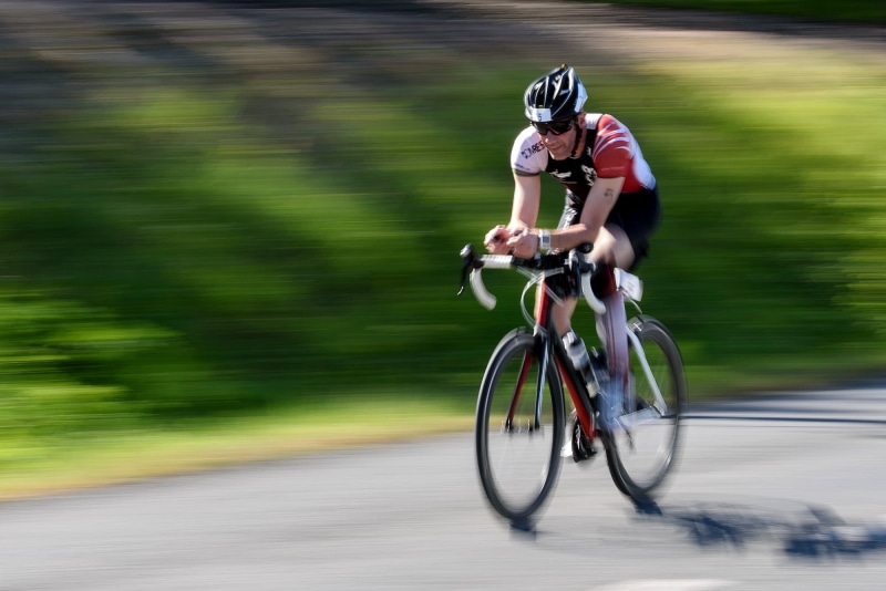 on road, cyclist, bike, action, filé, sport, Straße, panning, blurred Motion, 1080P, dyatime, man, green grass, Spun, outdoors, beside, riding, exercising