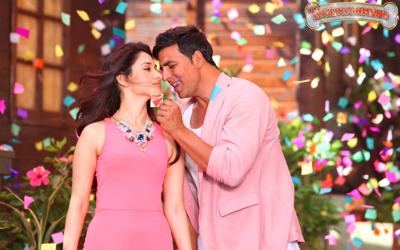 1080P, akshay, men, women, males, positive emotion, three quarter length, 2014, adult, celebration, heterosexual couple, emotion, smiling, Bollywood Movies