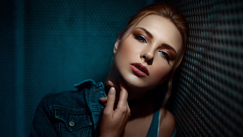 Damian Piórko, beauty, glamour, 1080P, denim, make-up, adult, headshot, face, indoors, portrait, women, fashion, young adult, body part, contemplation