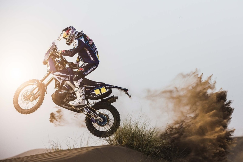 Side view, land vehicle, extreme sports, skill, mode of transportation, Moto, headwear, Rally, Yamaha, sports helmet, adventure, 1080P, Dune, outdoors