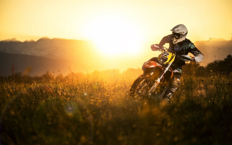 one person, men, lifestyles, outdoors, leisure activity, transportation, vehicle, orange, sky, 1080P, mode of transportation, real people, sports helmet
