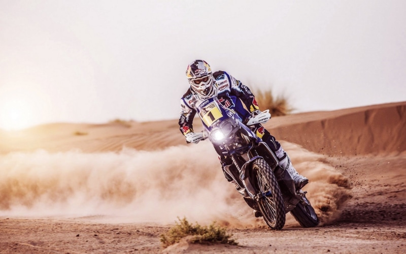 outdoors, dirt, land, sports helmet, motocross, one person, mode of transportation, arid climate, dust, 1080P, helmet, climate, extreme terrain, nature