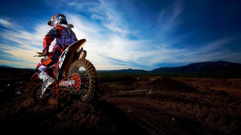 motocross, helmet, speed, sports helmet, cloud - sky, nature, 1080P, riding, skill, motion, biker, competition, red, enduro, sky, extreme sports, ride