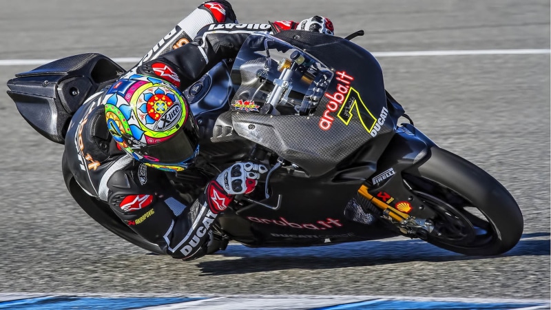 speed, outdoors, Ducati, helmet, sports race, transportation, sport, headwear, crash helmet, close-up, mode of transportation, real people, people, black