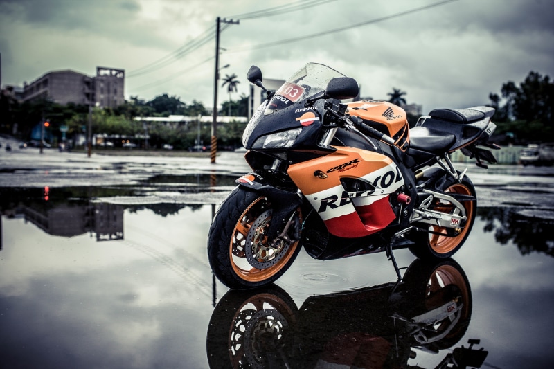 road, outdoors, day, transportation, sports, cbr, 4K, rain, water, crash helmet, headwear, reflection, sky, helmet, design, riding, Honda, land vehicle