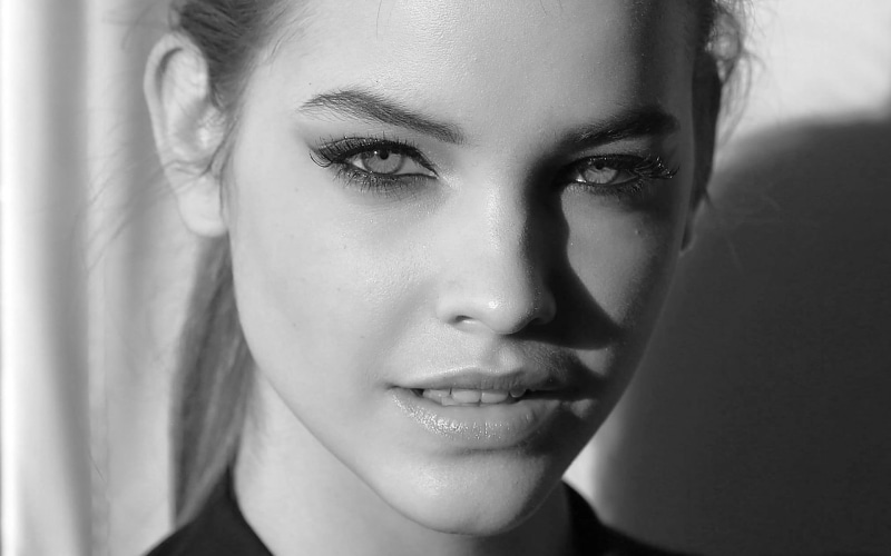 beautiful woman, close-up, body part, looking at camera, contemplation, headshot, brunette, young women, human face, portrait, Barbara Palvin, fashion