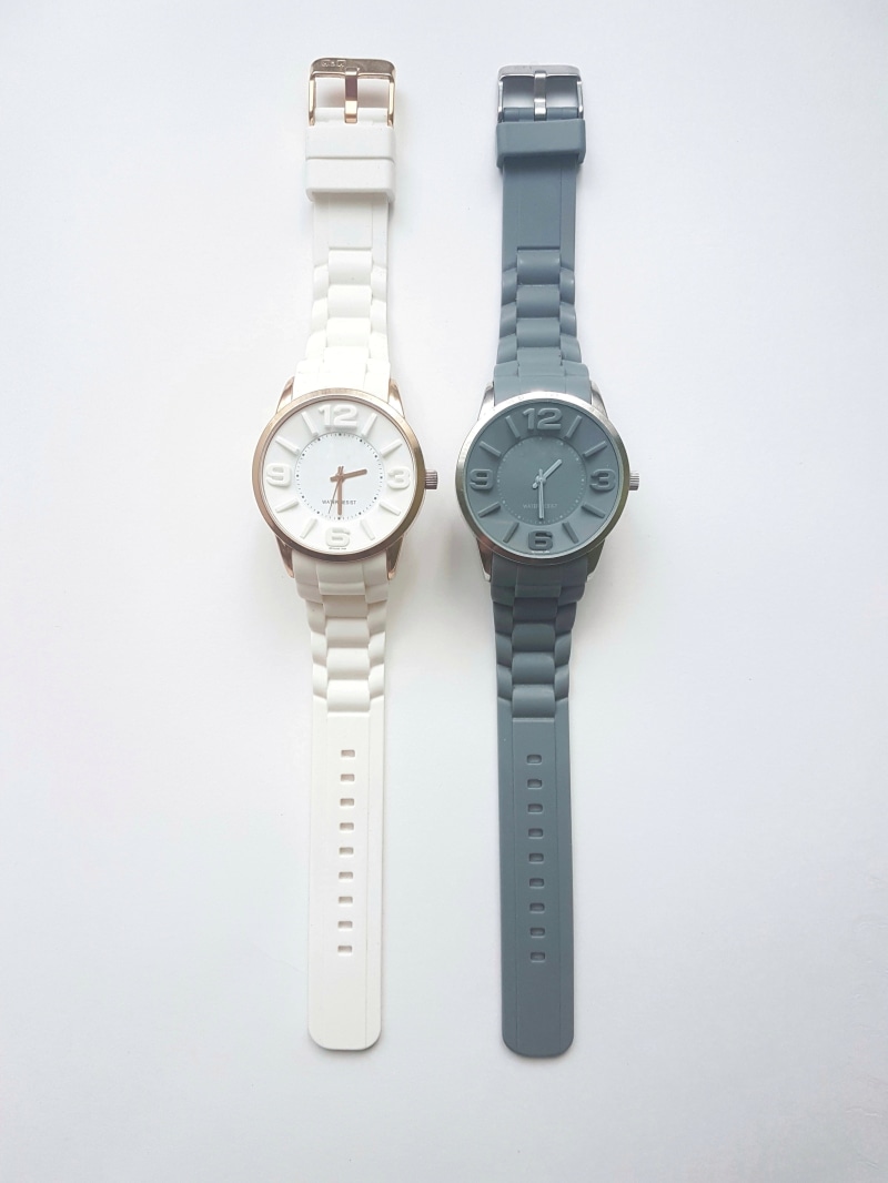 space, items, accessories, harvest, clock, gray background, bee, accuracy, soft, rabbit, watch, close-up, bracelet, studio shot, number, healthcare and medicine