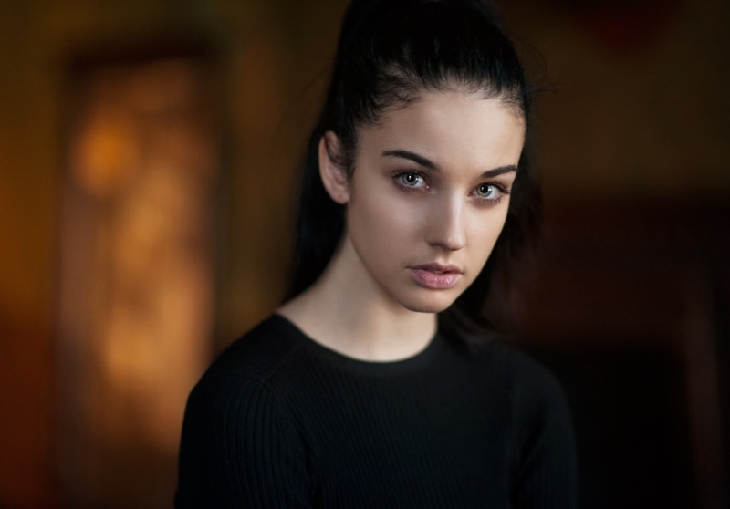 women, beautiful woman, face, dark, indoors, one person, portrait, hairstyle, Alla Berger, brown hair, adult, beauty, depth of field, 1080P, front view