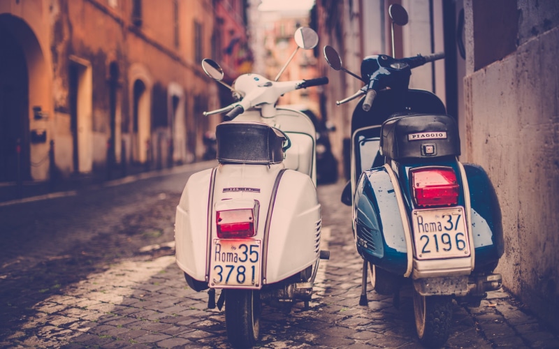 traffic, built structure, motor vehicle, rome - Italy, transportation, 2K, car, vespa, scooter, city, no People, italian Culture, travel, day, alley, stationary