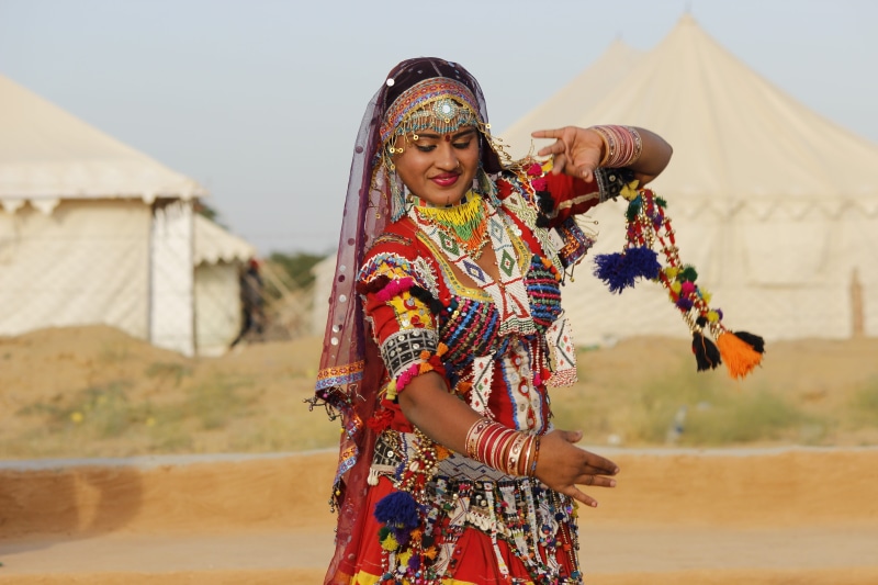 rajasthan, day, peoples, clothing, real people, folk dance, woman, dance, dancing, folklore, architecture, dancer, adult, outdoors, costume, lifestyles