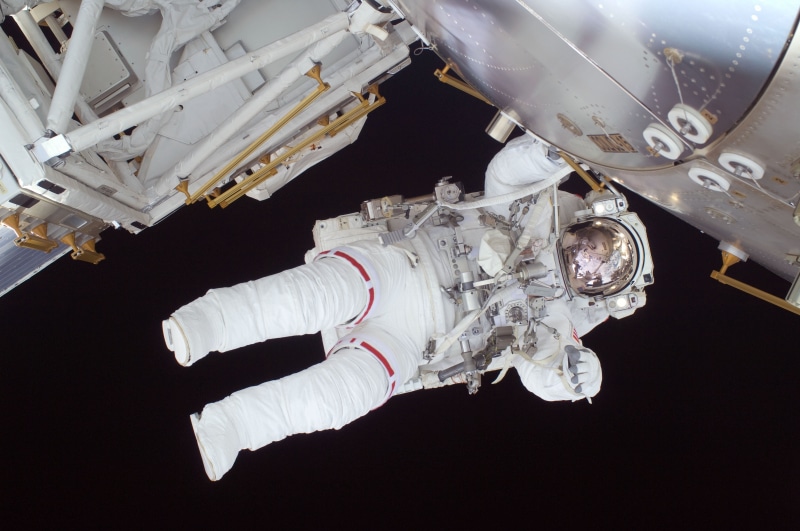 tools, white color, space suit, maintenance, transportation, space, military, 4K, aerospace industry, industry, extravehicular activity, job, floating