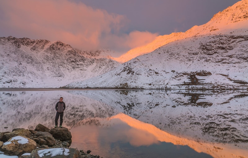 standing, white mountain, beside, portrait, nature, white, morning, big rocks, man, photo, snow, outdoors, people, sunset, Llyn Llydaw, body of water, 720P