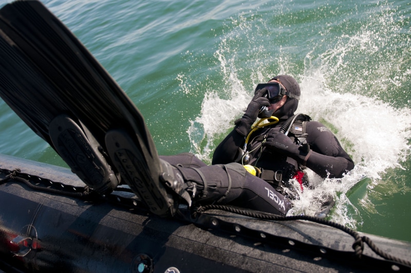 sea, mode of transportation, aquatic sport, nautical vessel, 4K, ocean, splashing, equipment, navy, diving, wet suit, service, water, outdoors, duty, army