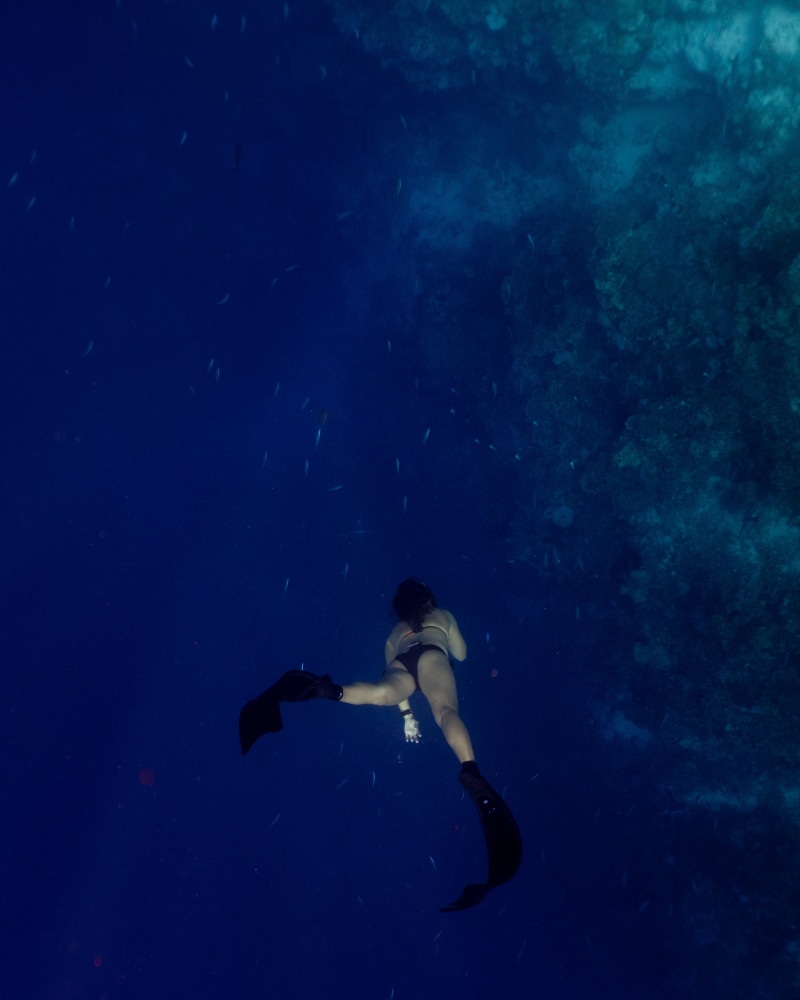 deep, below, undersea, person, activity, leisure Activity, exercising, dive, scuba Diving, young Adult, 4K, underwater photography, summer, females, travel