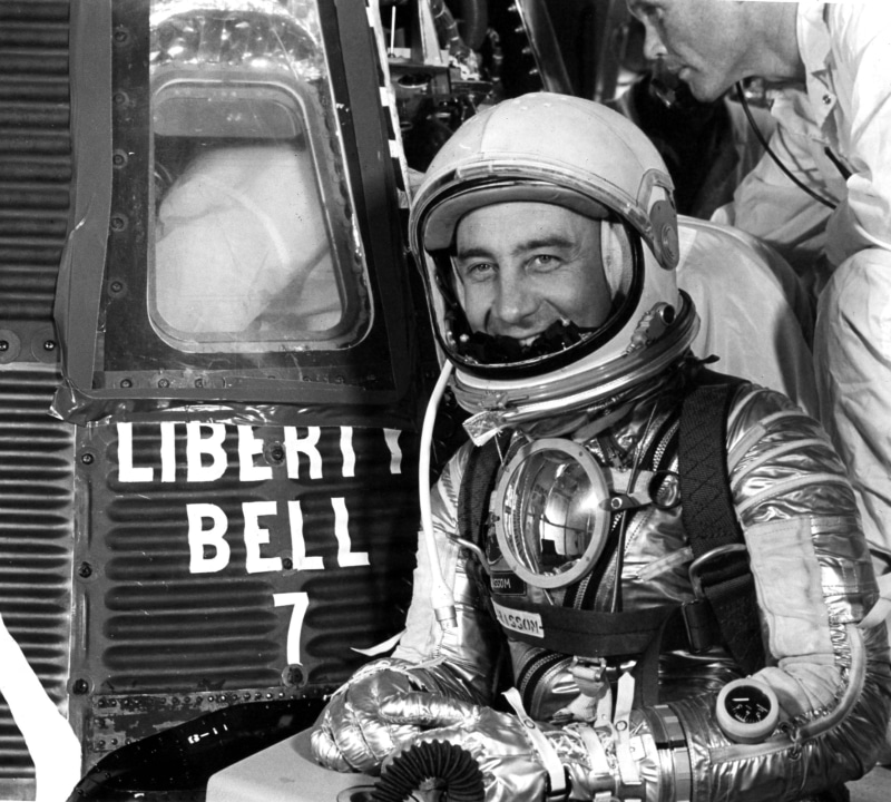 text, car, work helmet, males, men, day, black And White, concepts And Ideas, headwear, public domain, helmet, Gus Grissom, protection, occupation, mitchell